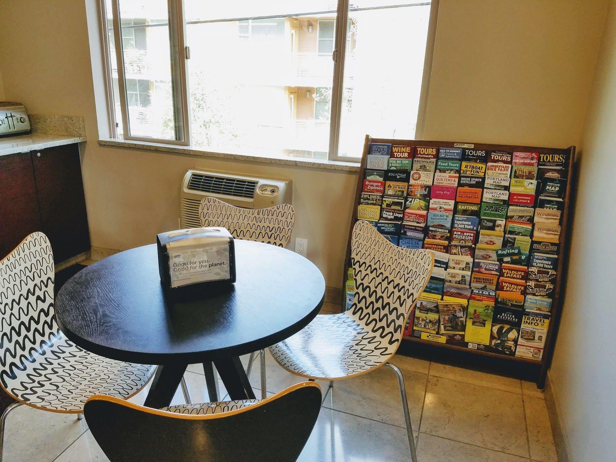 Aladdin Inn And Suites Portland Luaran gambar
